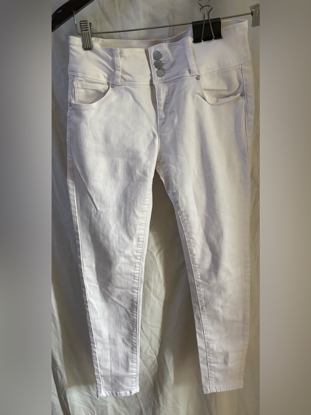 Wax Jean Women’s White Skinny Jeans